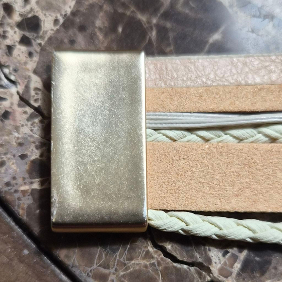 Women's Boho Gold & Beige Multi-Layer Heart Charm Bracelet, One Size - Picture 8 of 11